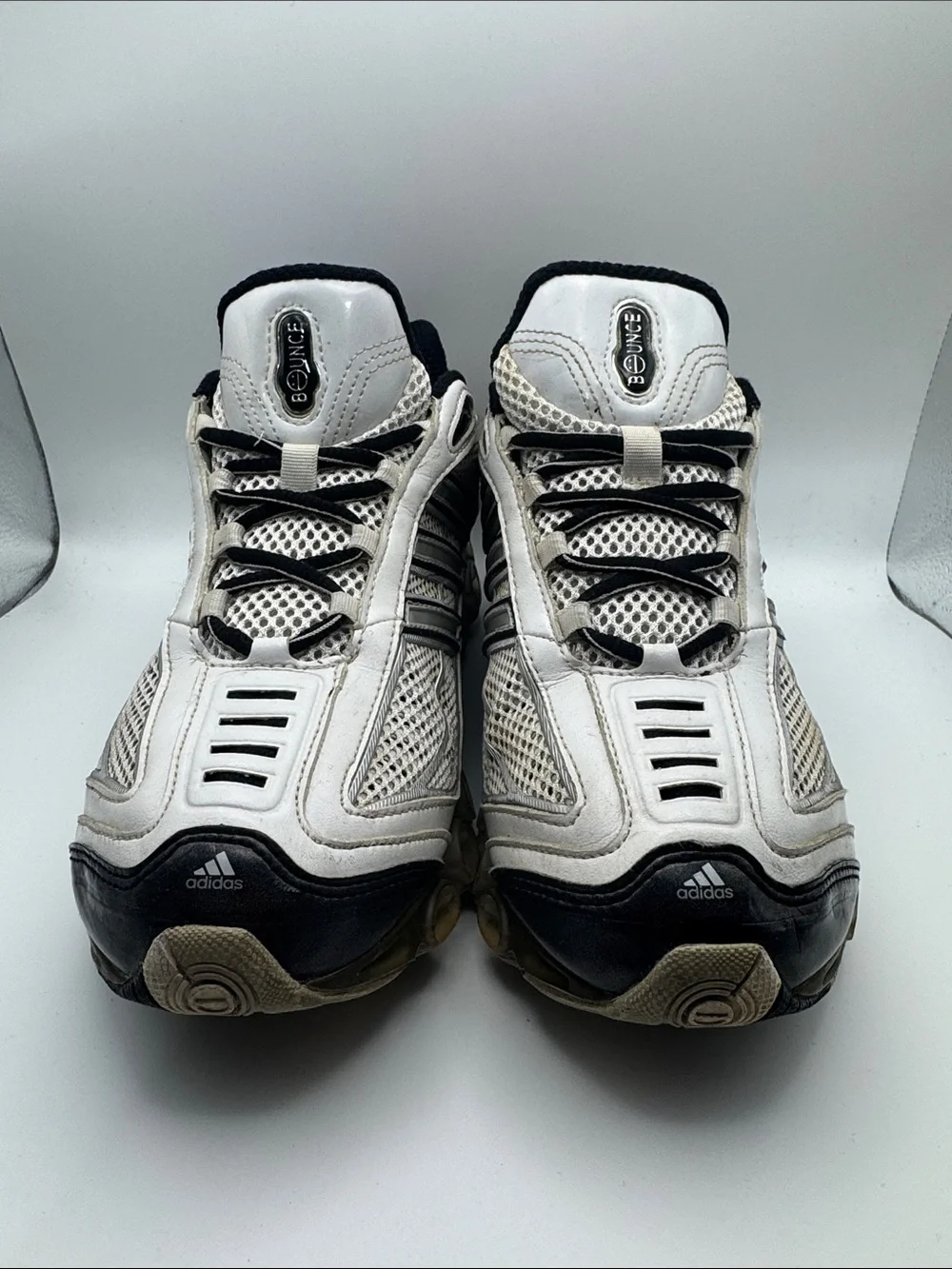 Adidas Bounce Y2K White Silver Sneakers Men’s Size 9 Running Shoes 676679 2008